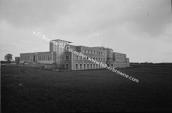 NEW HOSPITAL ARCHITECT M. SCOTT   GENERAL VIEW IN RAIN FROM SOUTH WEST